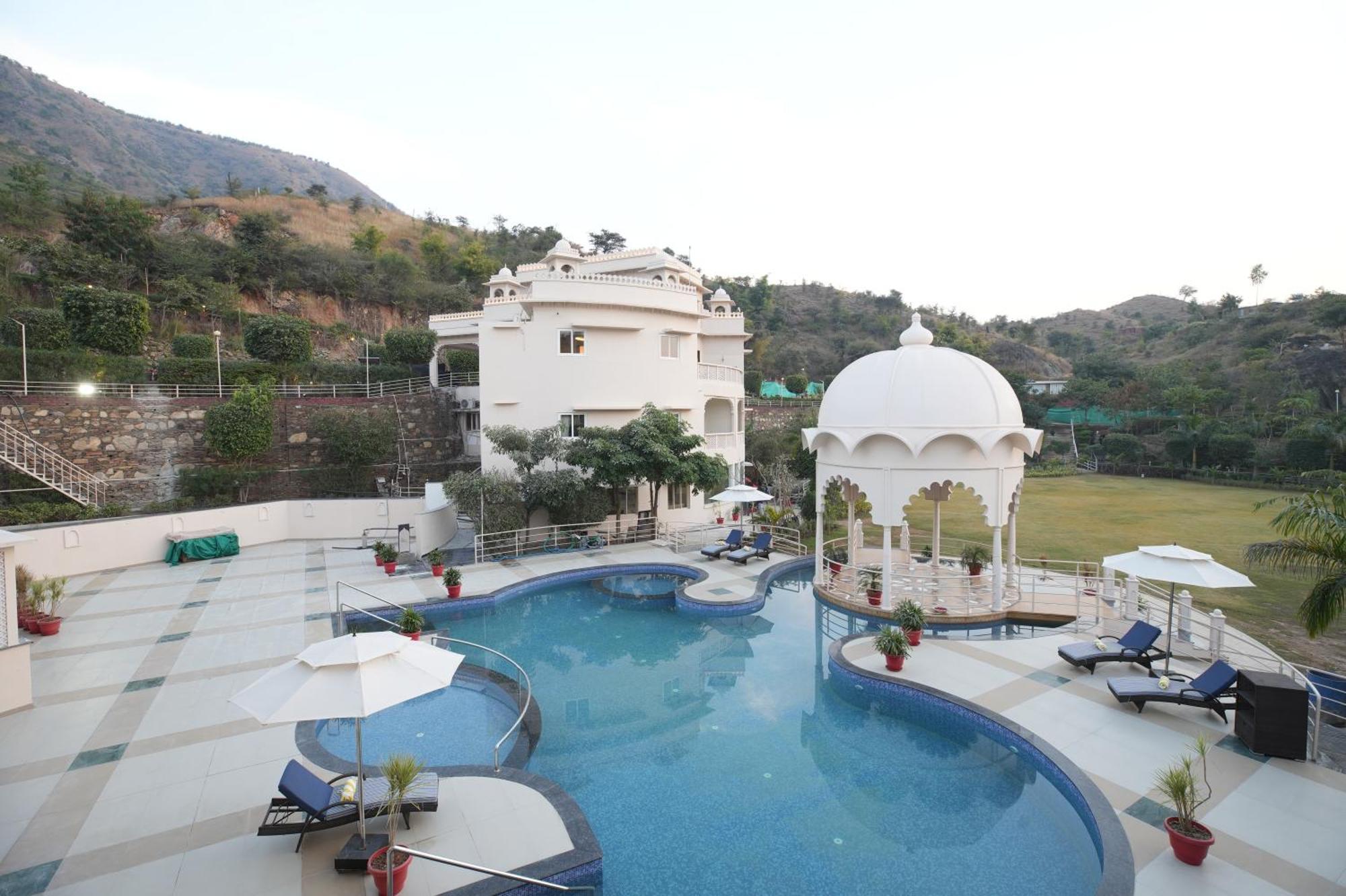 Sayaji Resorts & Spa אודייפור מראה חיצוני תמונה