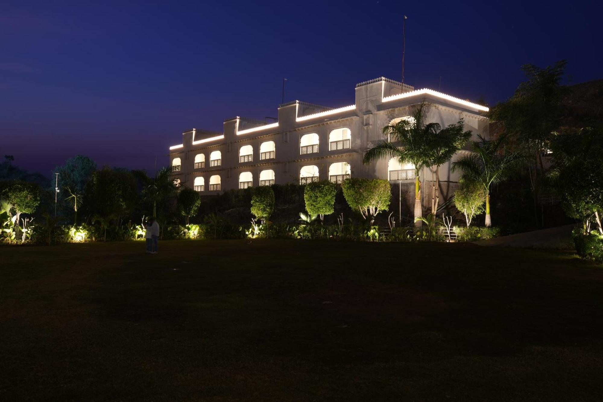 Sayaji Resorts & Spa אודייפור מראה חיצוני תמונה