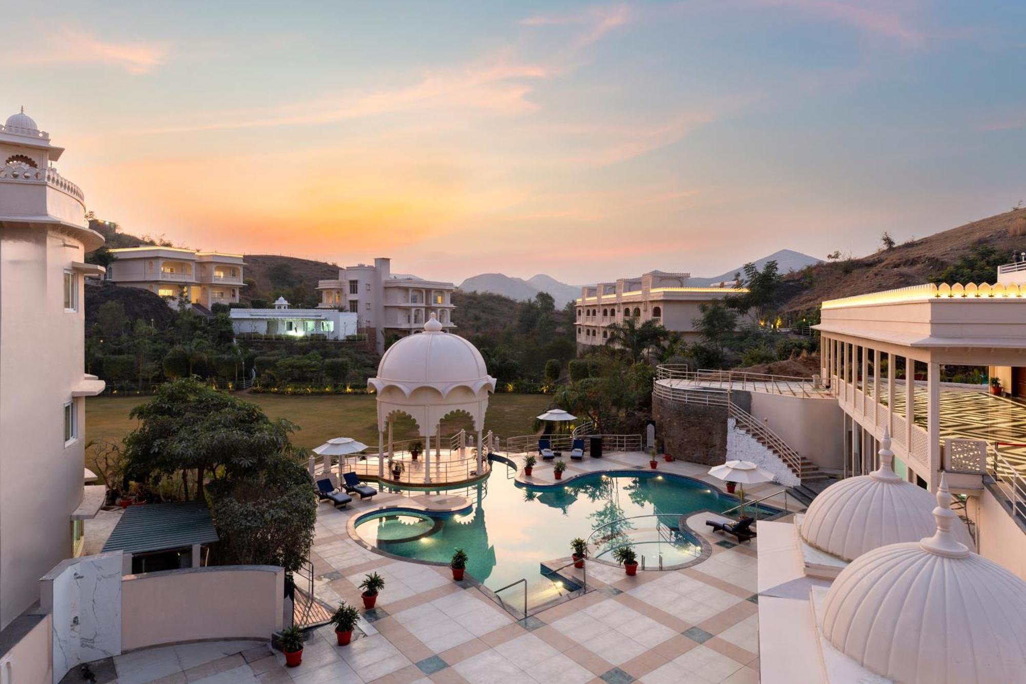 Sayaji Resorts & Spa אודייפור מראה חיצוני תמונה