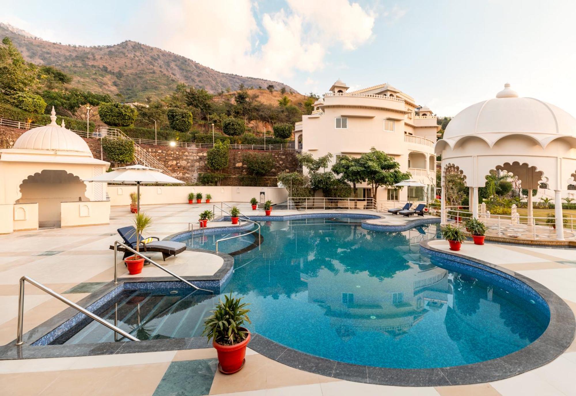 Sayaji Resorts & Spa אודייפור מראה חיצוני תמונה