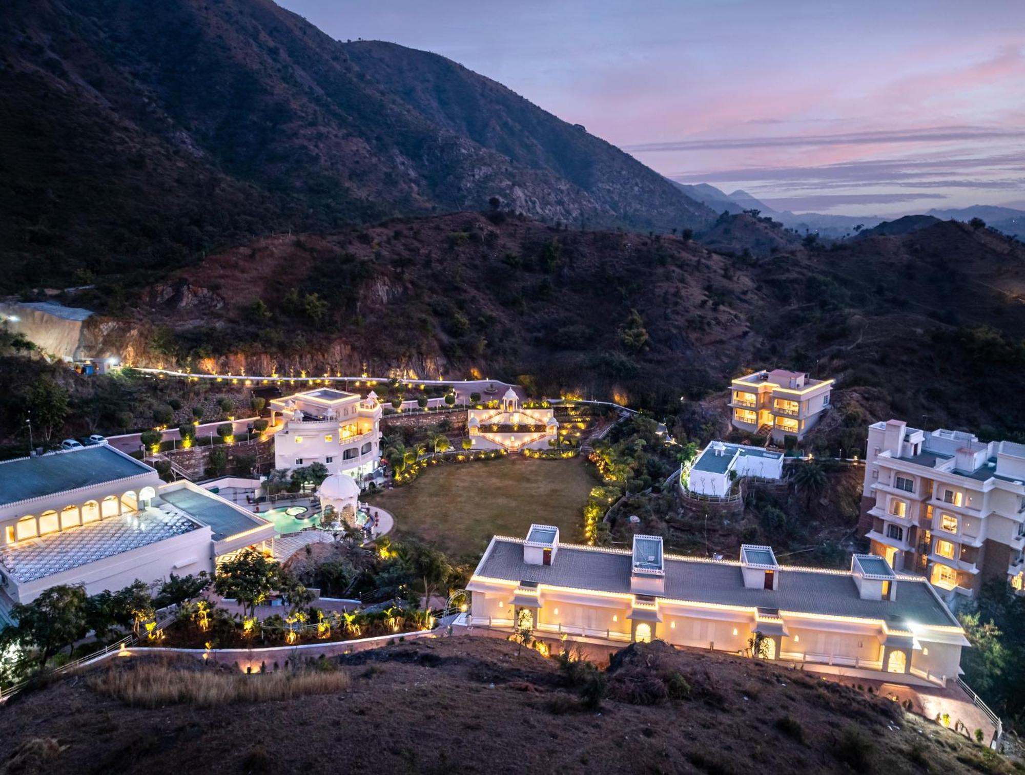 Sayaji Resorts & Spa אודייפור מראה חיצוני תמונה